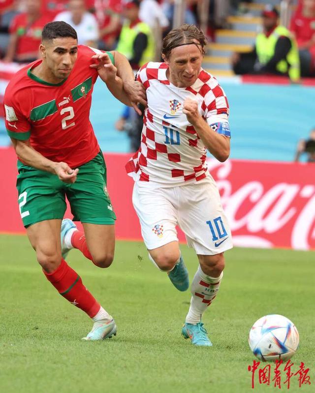  哈兰德当选英超官方全场最佳球员 