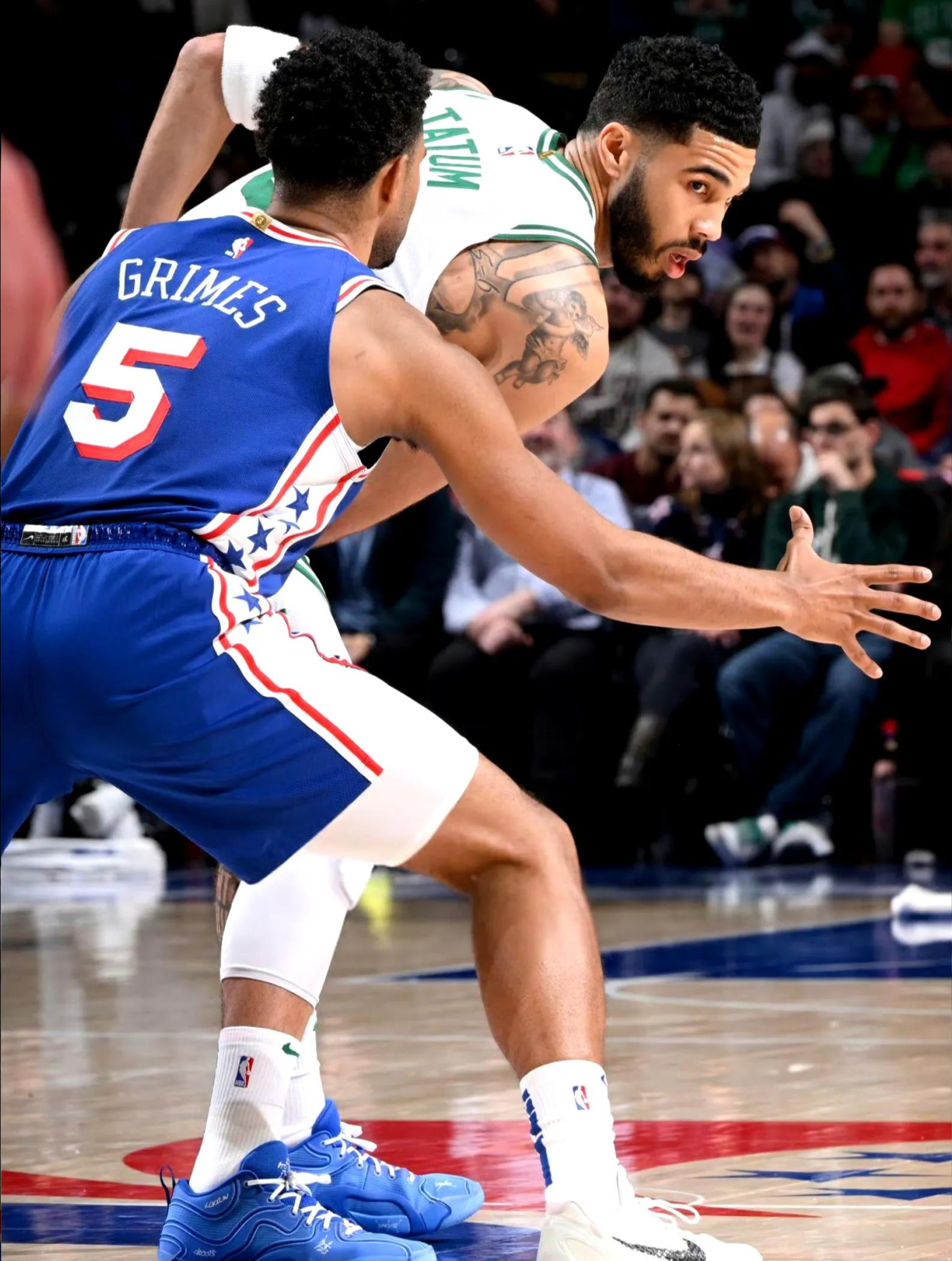 凯尔特人绝杀时刻，爵士点燃赛场，字母哥迎来胜利！